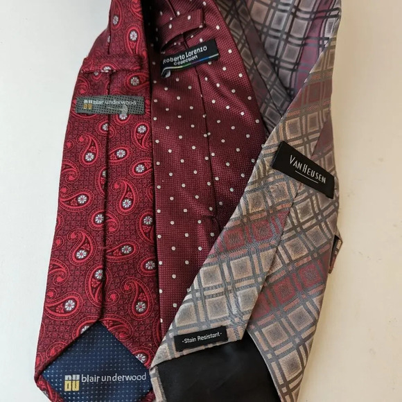 Bundle of  Red Ties - Picture 2 of 6